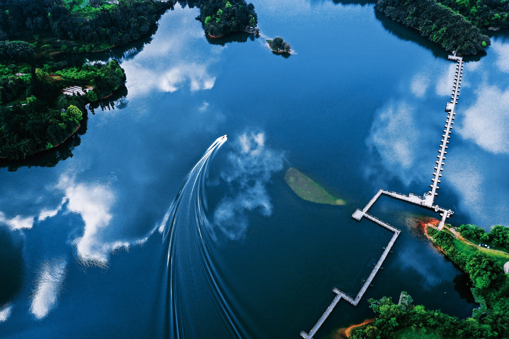 纳溪凤凰湖景区 (纳溪区文广旅局供图)