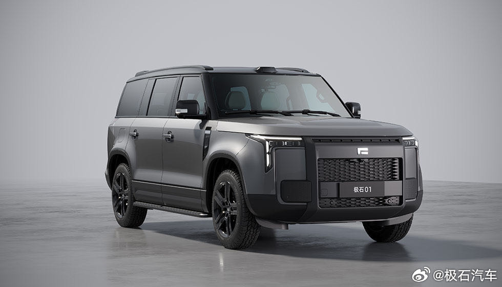 极石 01 官宣 8 月 22 日发布，定位户外家庭豪华 SUV 车型