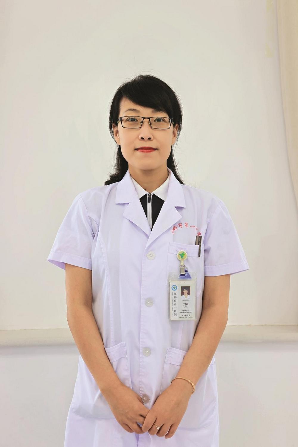 本报记者 杨潇在从事呼吸与危重症科工作25年时间里,她有着扎实的呼吸