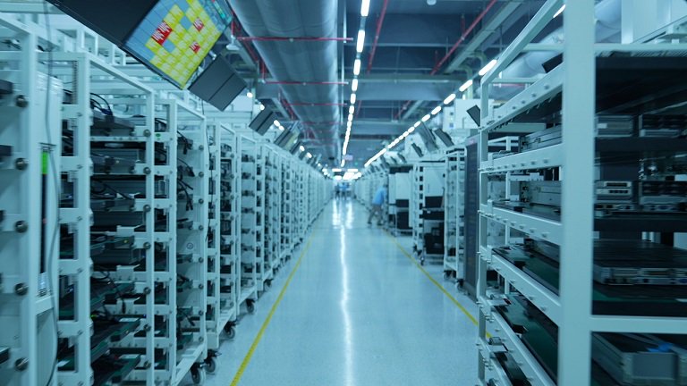 服务器智能生产线 本报记者 刘英杰 摄