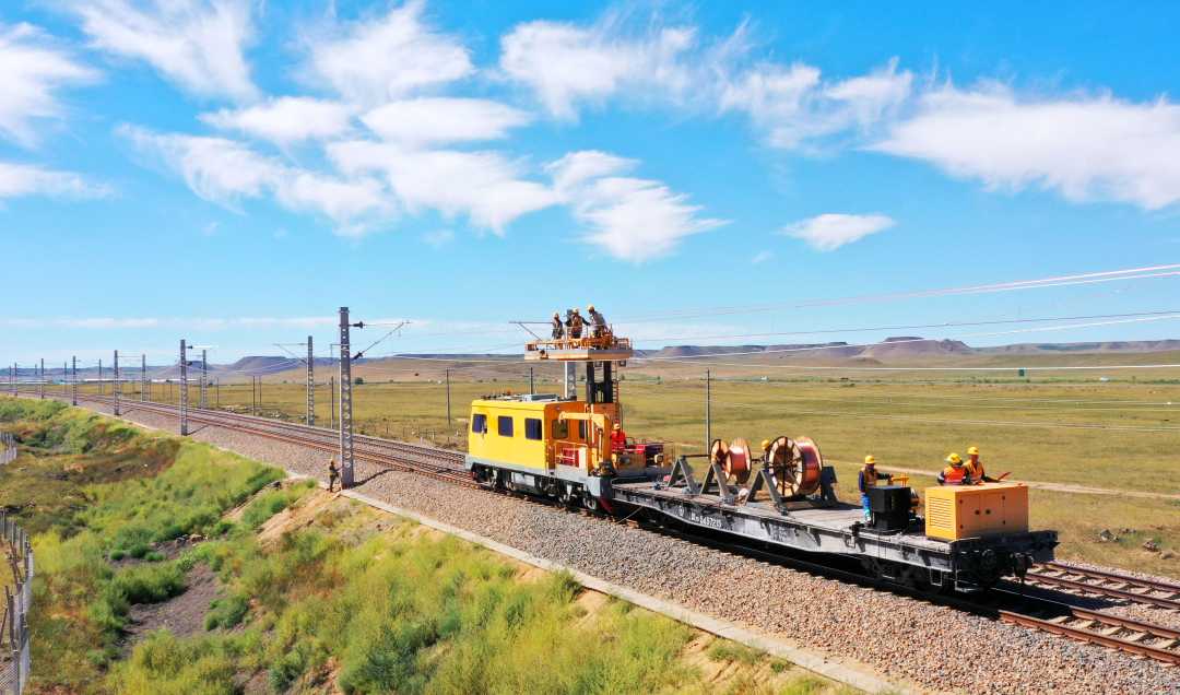 太锡铁路内蒙古段接触网主体工程完成过半|锡林郭勒盟_新浪财经_新浪