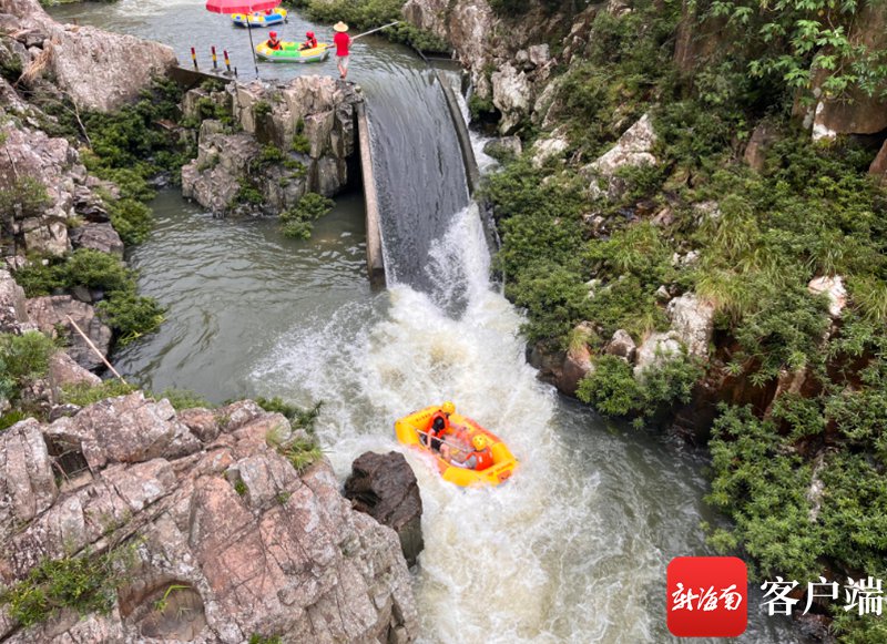 暑期五指山红峡谷漂流火爆 日均接待游客2000至3000人次|五指山市