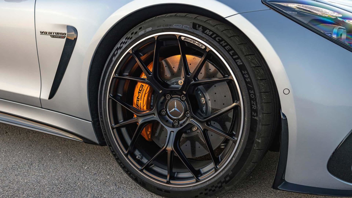 2024款梅赛德斯AMG GT跑车发布 首搭2+2座椅布局