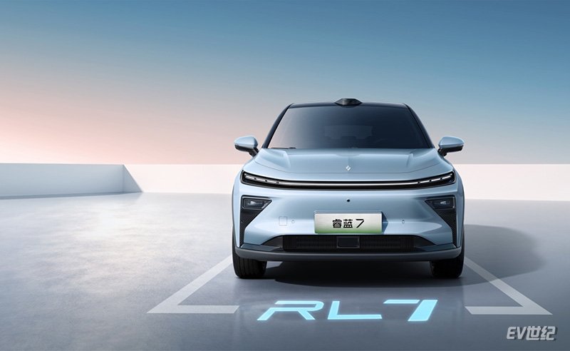 13.37万元起 智能后驱轿跑SUV 睿蓝7全球预售