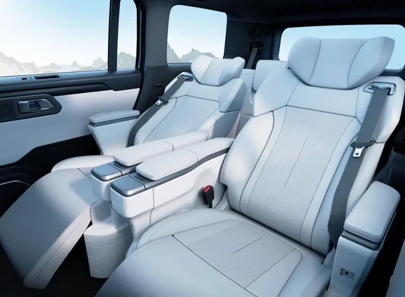 34.99 万元起，极石 01 正式发布