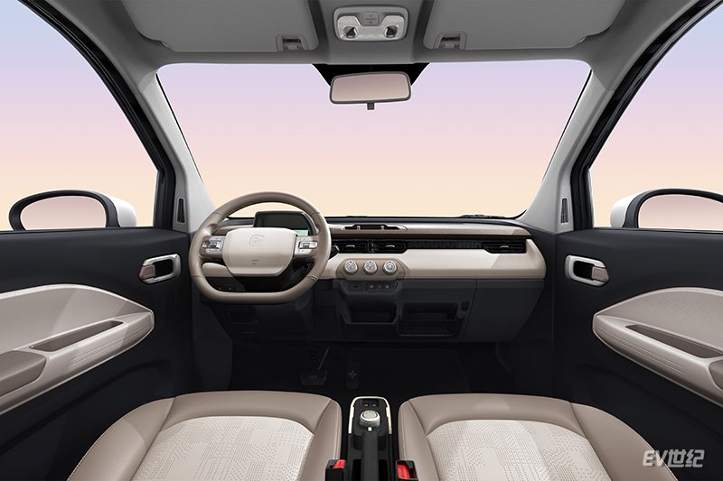 新增205km续航选择，全新QQ冰淇淋焕新上市2.99万元起