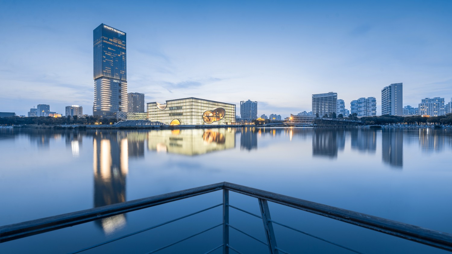 产业民生齐步走 "汽车城"嘉定疾驰高质量发展赛道|上海市_新浪财经