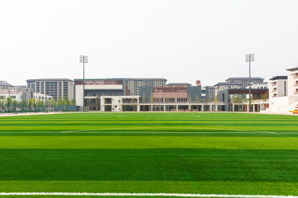 "三校一院"中的北京四中雄安校区.(受访者供图)