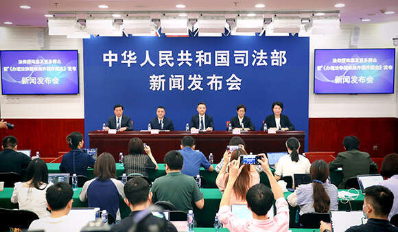 司法部召开的新闻发布会上介绍,2022年,全国法律援助机构共组织办理