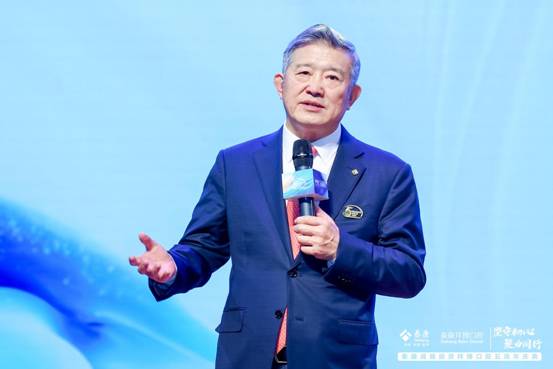 (泰康保险集团创始人,董事长兼首席执行官陈东升)