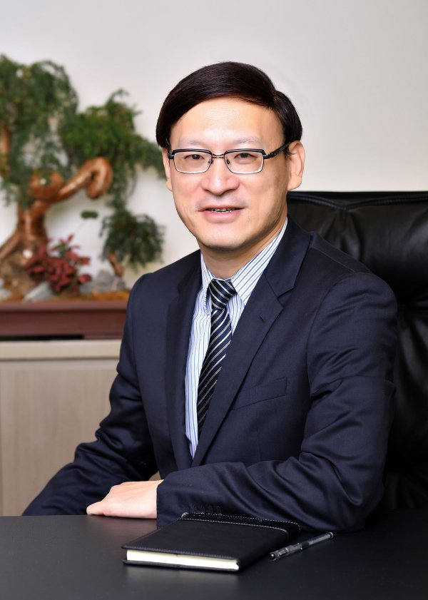 　　竺叶群