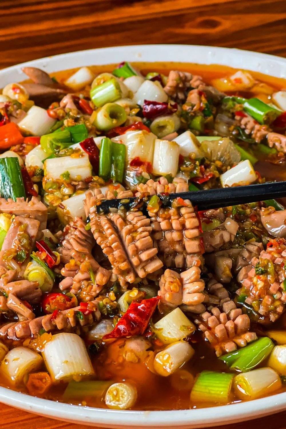 火爆腰花,也算是川菜的一张招牌了.摄影/欧亚