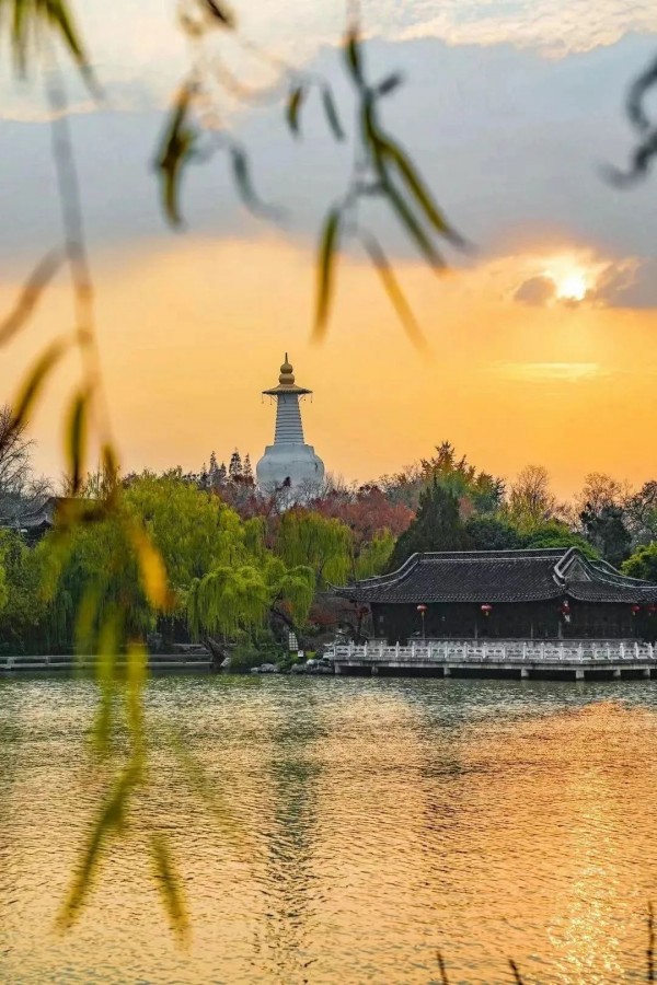 登高梅岭春深小金山,这才是玩泥巴的最高境界|扬州市_新浪财经_新浪网