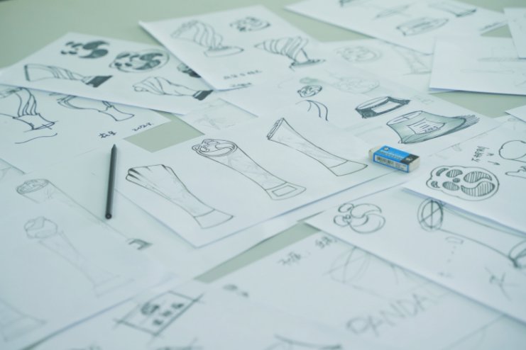 金熊猫奖奖杯设计手稿