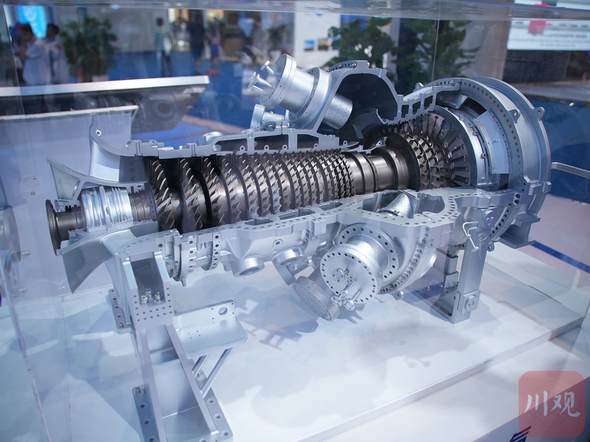 我国首台全国产化f级50兆瓦重型燃气轮机模型