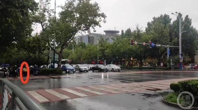 ŮʿƣȦΪŮֹͣʱλáͼƬԴ/ܷ߹ͼ