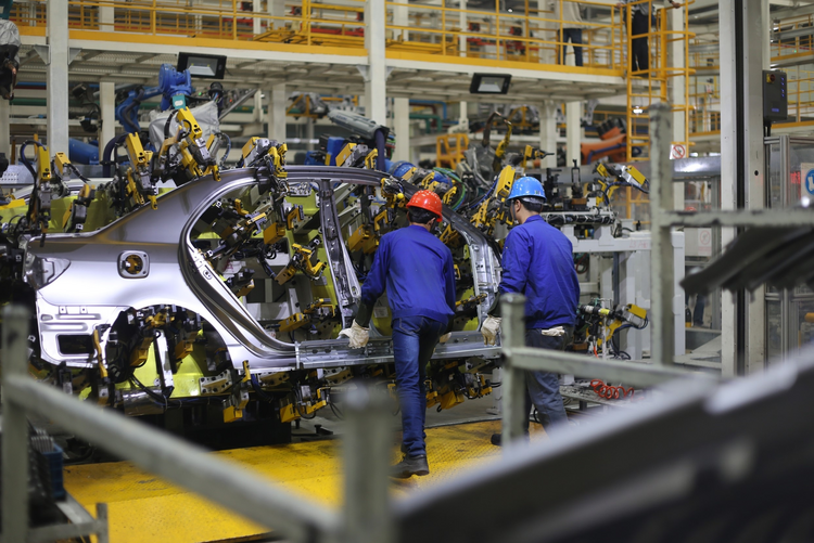 比亚迪新能源汽车生产线 供图 陕西自贸试验区高新功能区