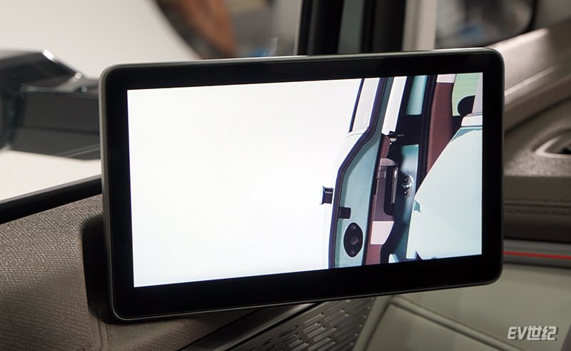 你的第二个家 棚拍上汽大通MAXUS大家7