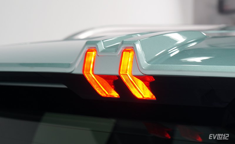 你的第二个家 棚拍上汽大通MAXUS大家7