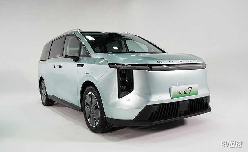 你的第二个家 棚拍上汽大通MAXUS大家7