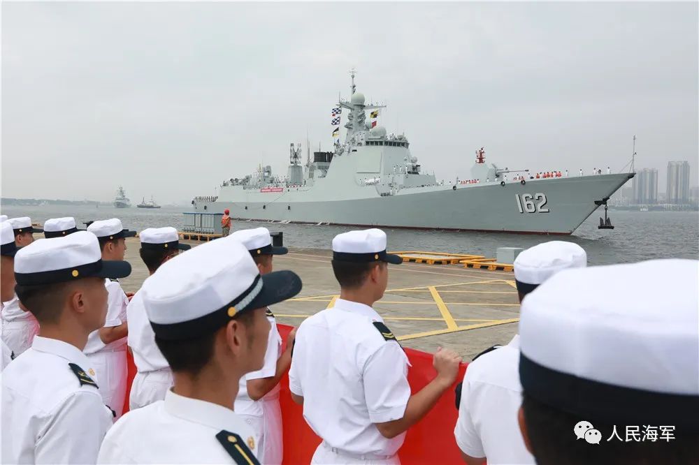 欢迎仪式现场.李虹明 摄