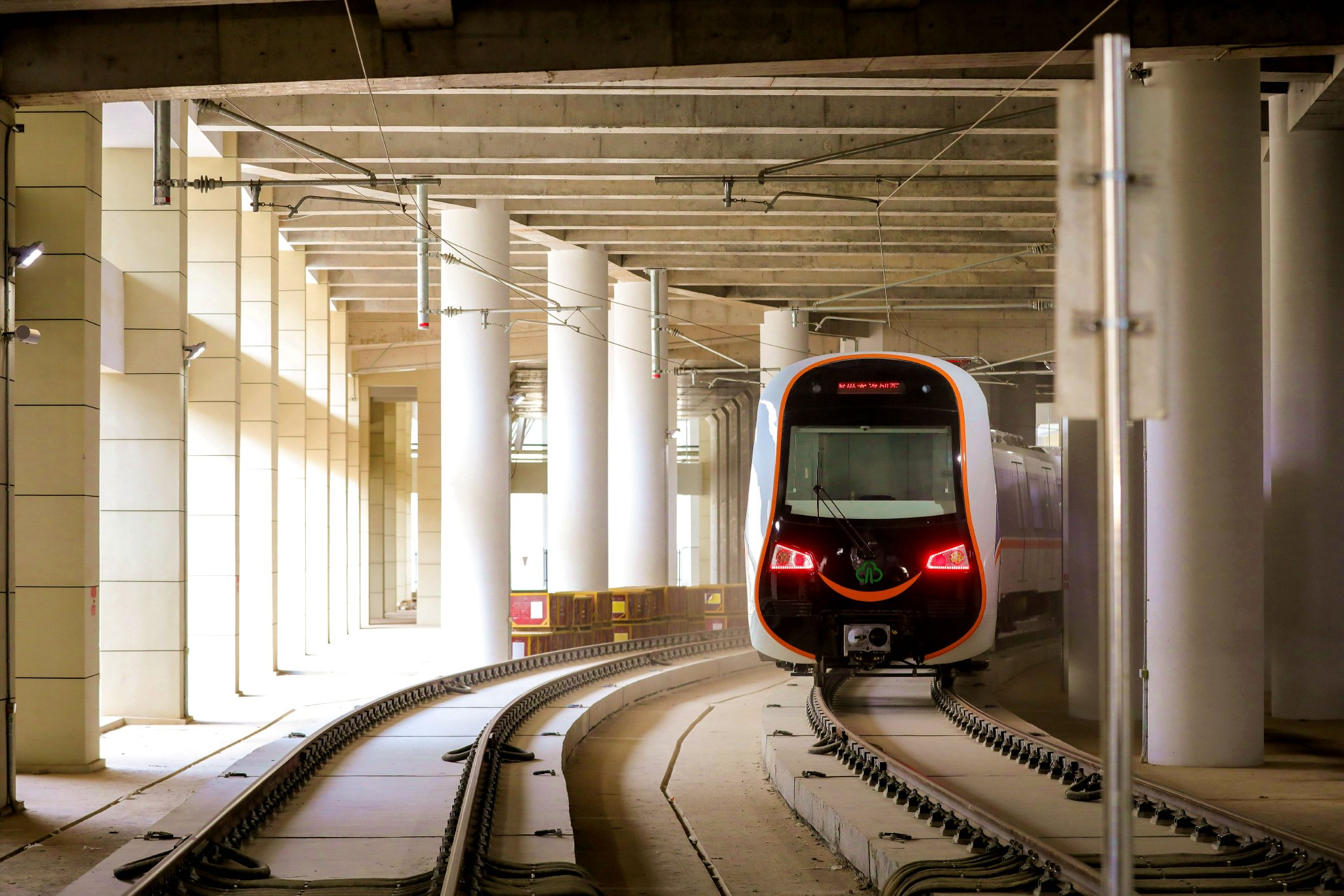 中铁二局,中铁电气化局参建的福州轨道交通4号线一期首通段开通运营