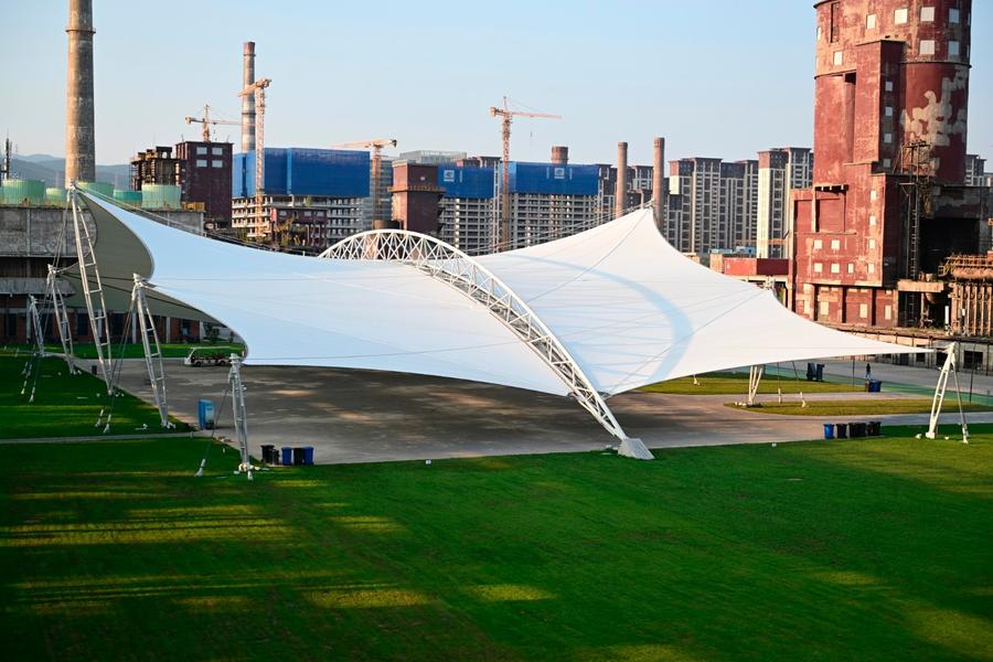 位于北京首钢园区的服贸会室外展馆.(图片由cnsphoto提供)