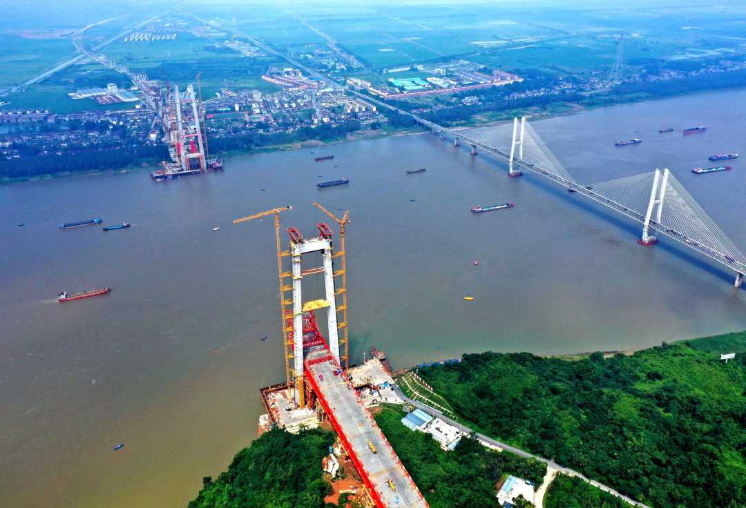 京台高速铜陵长江公铁大桥架设钢梁|长江_新浪财经_新浪网