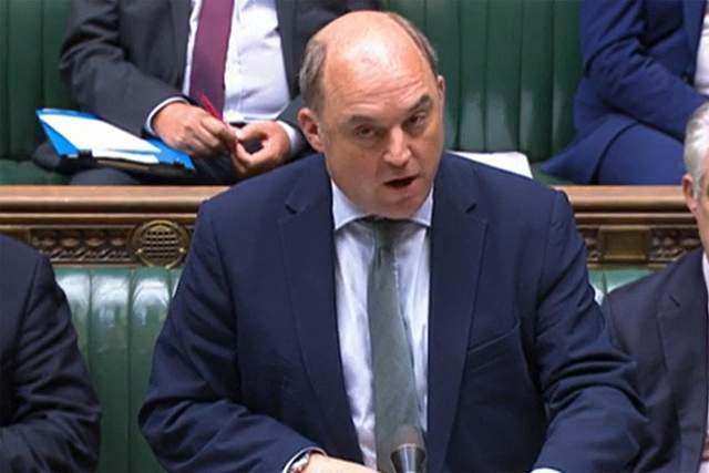 英国防大臣本·华莱士已致信首相苏纳克辞去其职务|英国_新浪财经