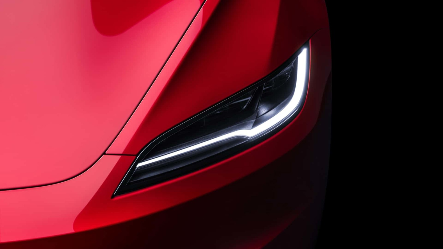 新款特斯拉 Model 3 实车 / 官图曝光，此前消息称今日上市