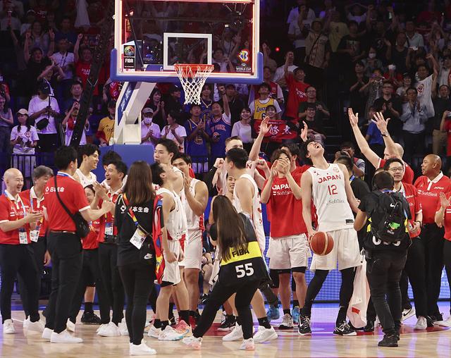 9月2日晚,日本男篮在冲绳进行的2023篮球世界杯o组第二轮排位赛中,以