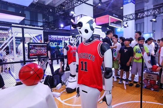 打篮球的机器人.主办方供图