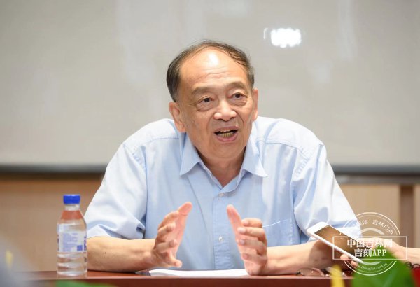 全国教书育人楷模史宁中①|一位扎根教育五十载的数学教育学家与统计