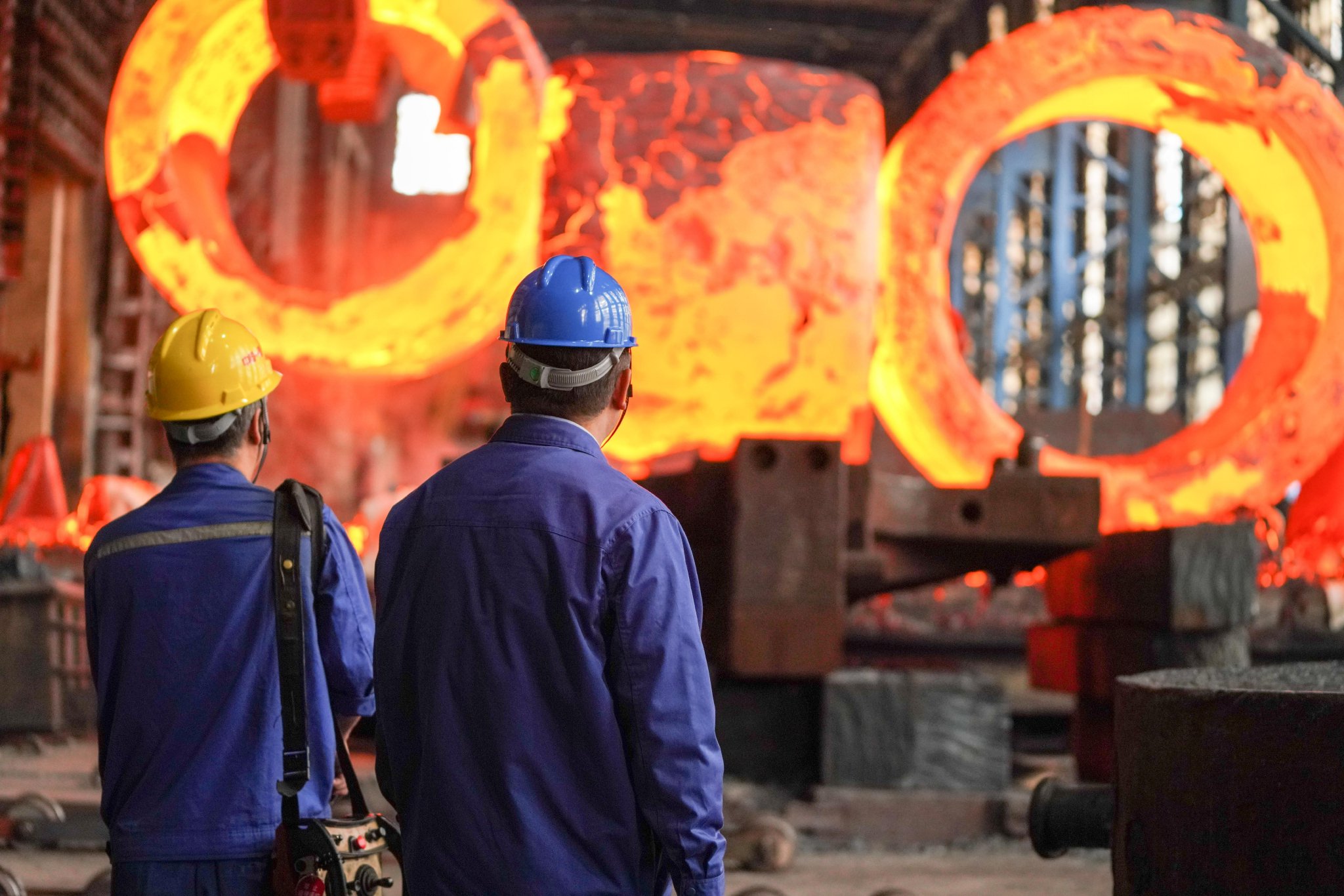 党的十八大以来,东北依托"新中国工业摇篮"的厚实基础,加快攻关研发