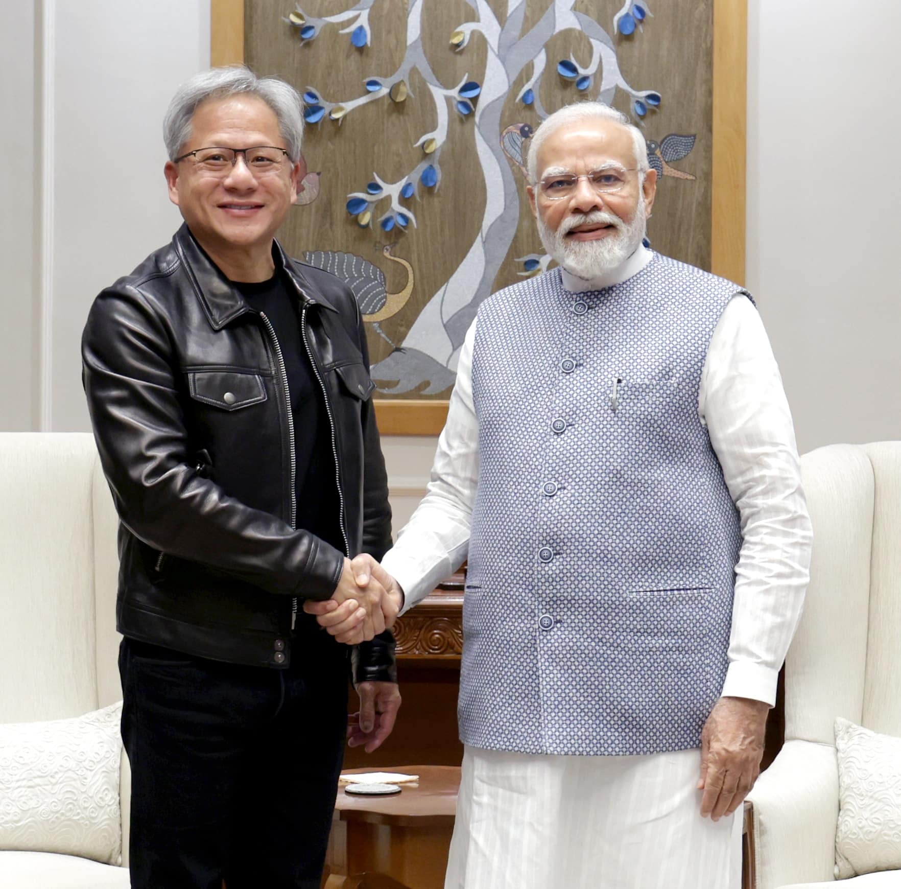 当地时间9月4日，印度总理莫迪在总理官邸会见了英伟达创始人兼首席执行官黄仁勋。
