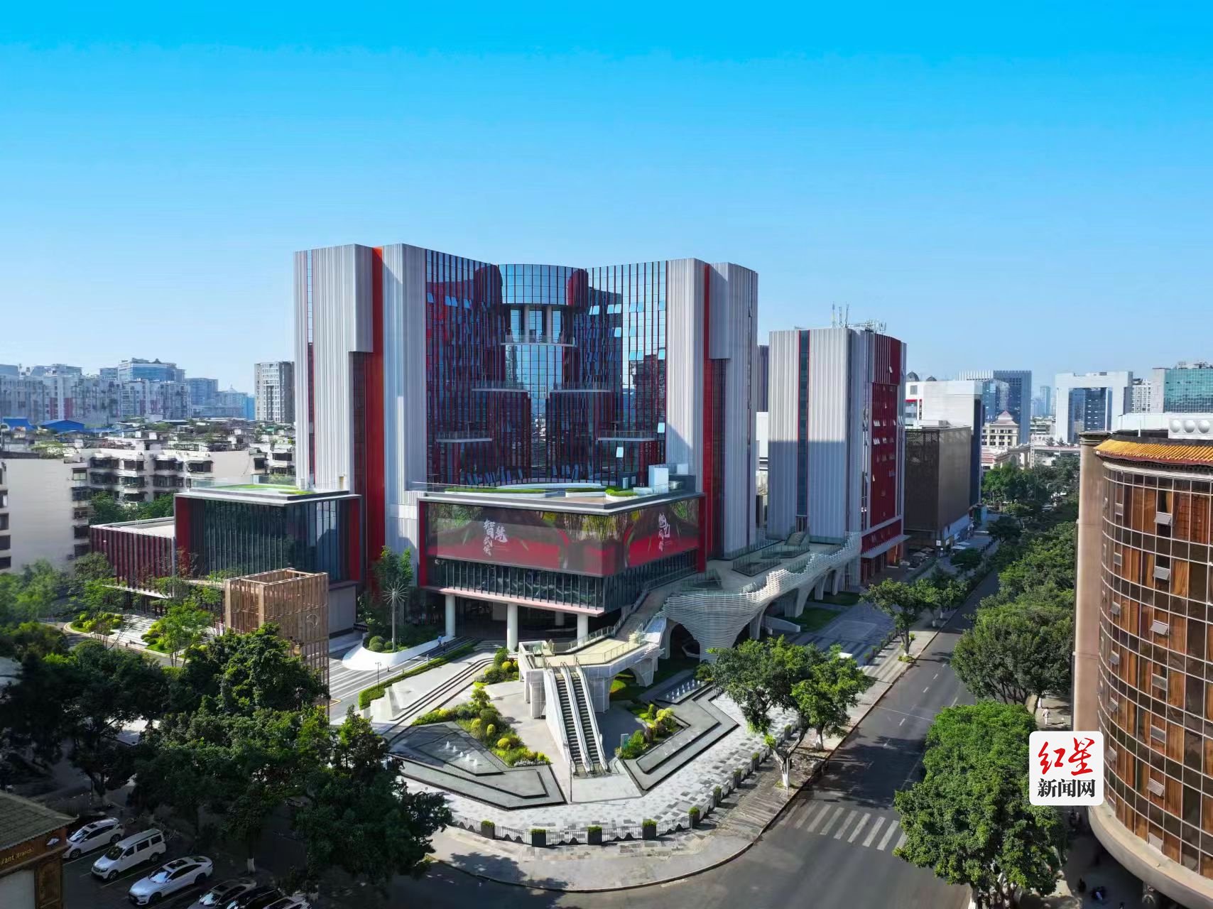 "更新城市记忆61设计美好未来" 国际城市设计产业中心正式启幕|成都