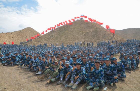 兰州信息科技学院组织2023年学生军训校外拉练活动|兰州市_新浪财经