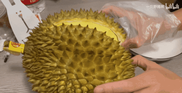 开“榴莲盲盒” 图片来源：bilibili