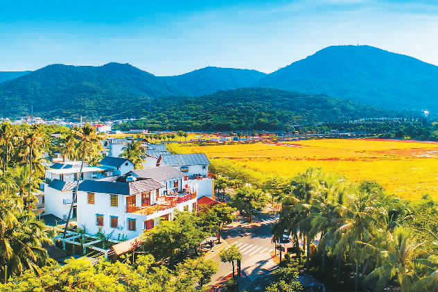 《人民日报海外版》关注三亚这个村!|三亚市_新浪财经_新浪网