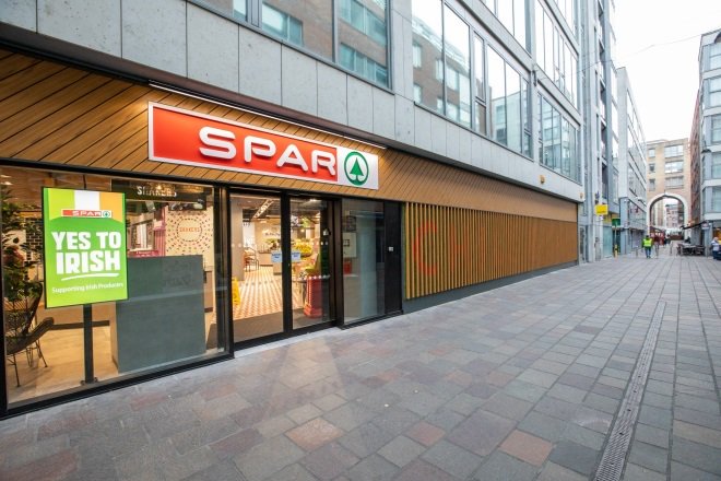 截至2023年，爱尔兰共有460家SPAR门店，平均店铺面积263㎡。图源：SPAR IRELAND