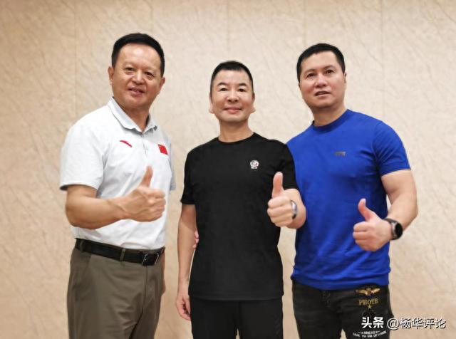 武盛同安三剑客再聚首，时隔十年武术情怀不改，搏击赛事全面升级|争霸赛|拳王|厦门|功夫|比赛_手机新浪网