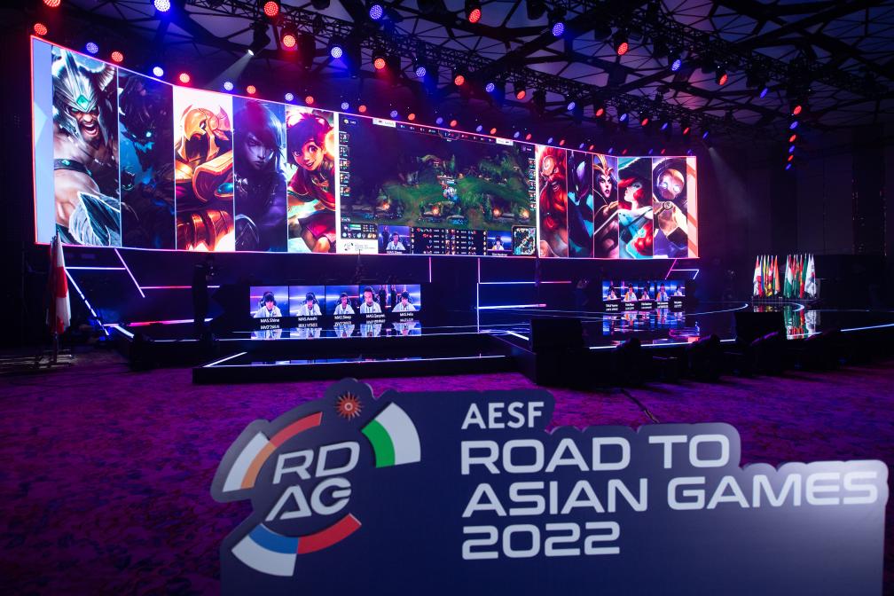 AG娱乐官方直营平台真人视讯返水高首存送88元T1三连冠：刷爆年轻人朋友圈的电竞凭什么这么火？