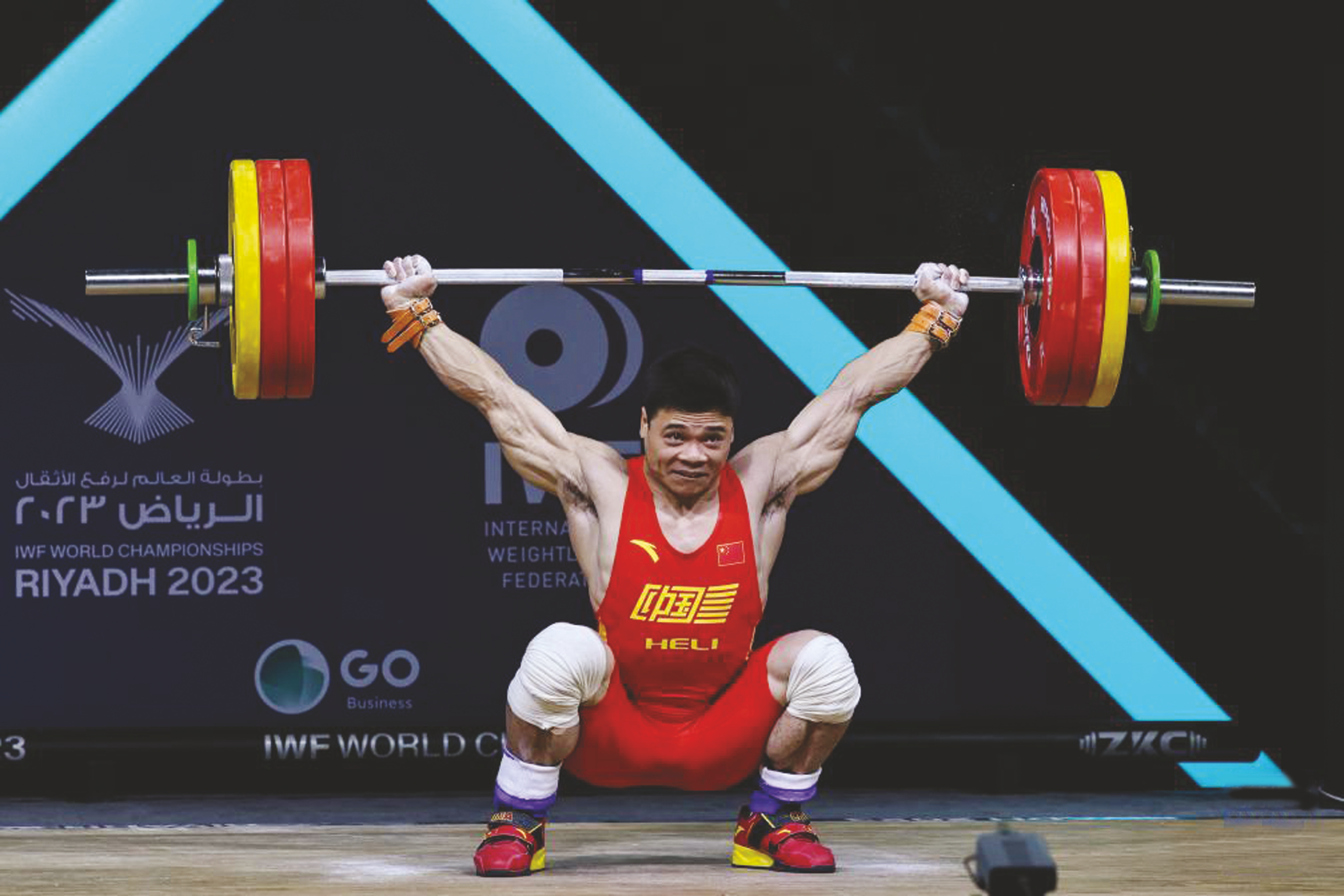 韦胤廷夺得男子73公斤级抓举金牌|举重_新浪财经_新浪网