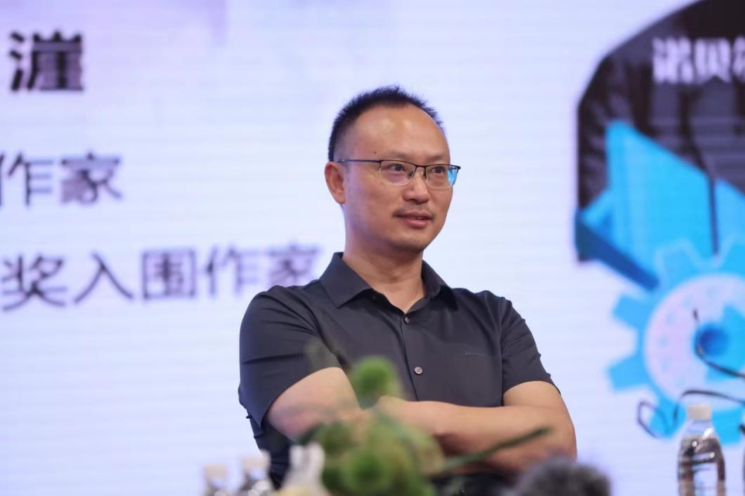 科幻作家江波毕业于清华大学微电子学专业 图片来源:主办方提供