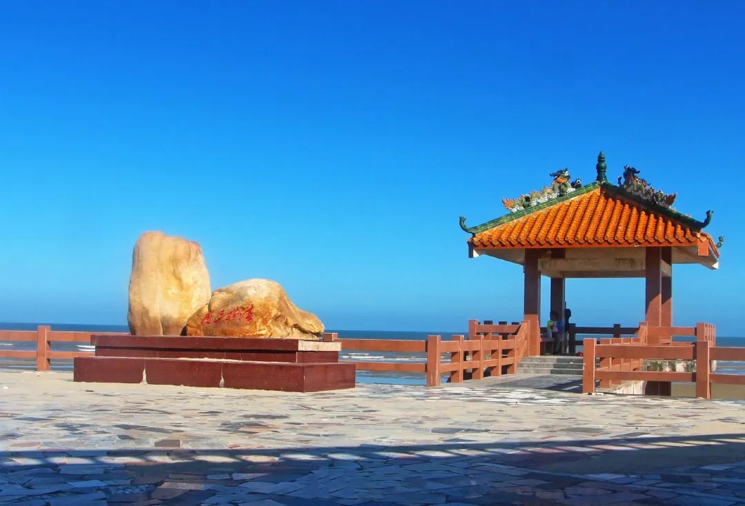 来湛江这个可盐可甜的海岛度假你还期待邂逅什么