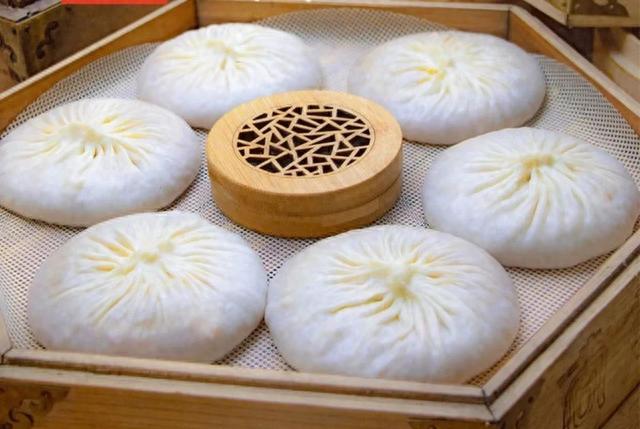 泰州包子店：传统美食中的温馨窗口