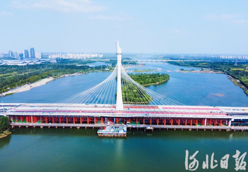 石家庄滹沱河特大桥雄姿初现