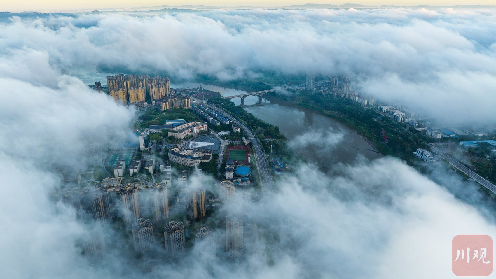 雨后初晴的广安 c视觉 张波 摄