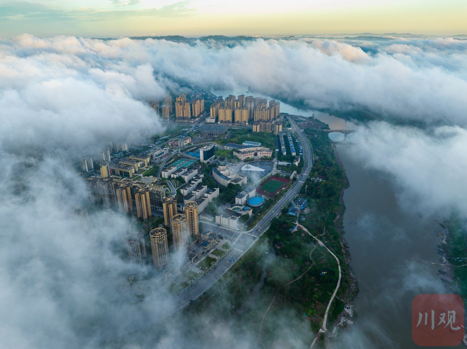 雨后初晴的广安 c视觉 张波 摄