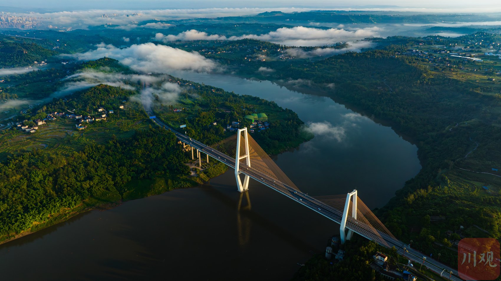 广安华蓥:金色阳光下的壮美大桥|张波_新浪财经_新浪网